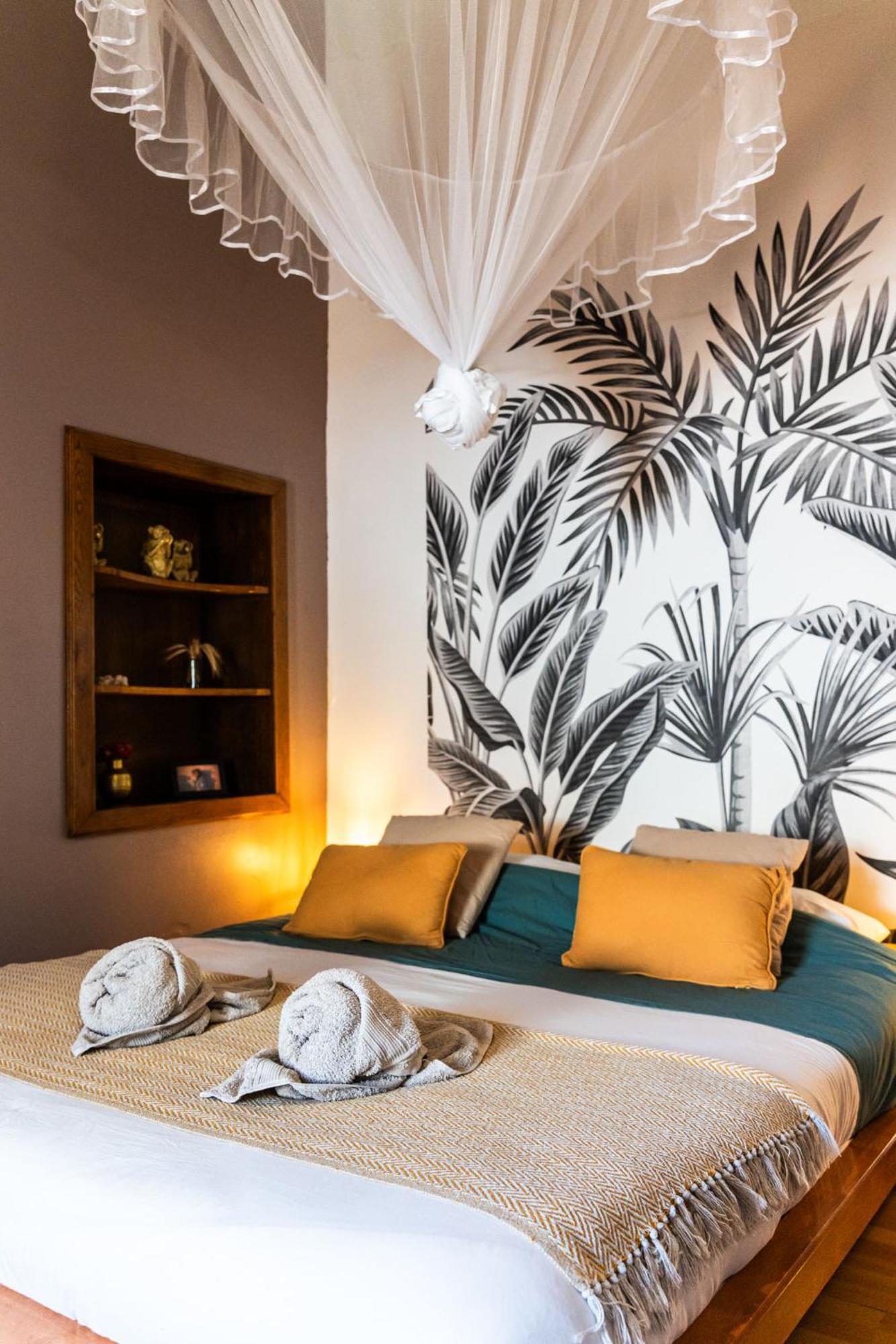 Les Baroudeurs Hostel Saint Pierre Bagian luar foto