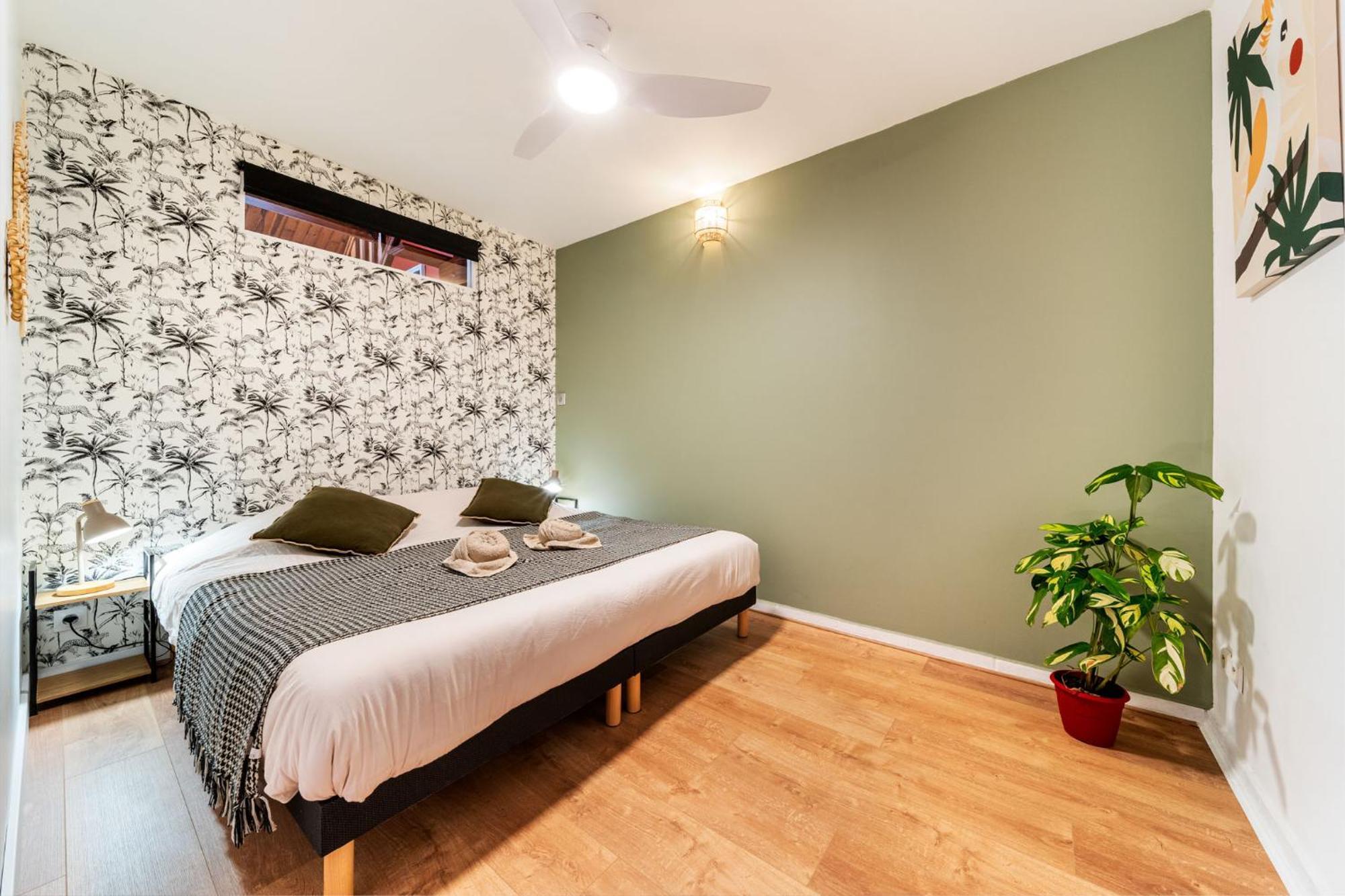 Les Baroudeurs Hostel Saint Pierre Bagian luar foto